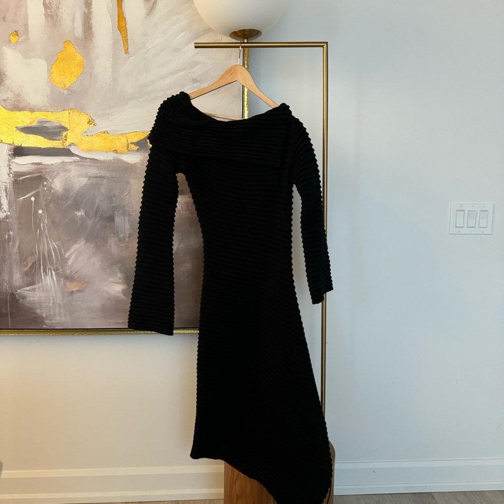 ⏱️24 HR SALE⏱️ DRAE Asymmetrical Dress